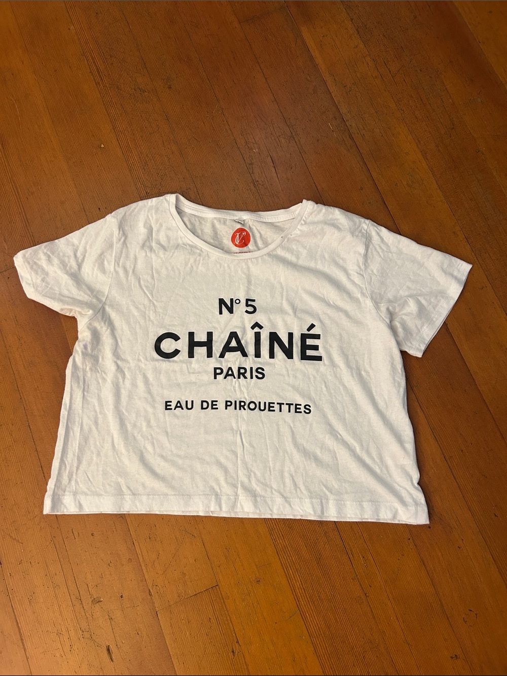 Cloud & Victory Chanel No. 5 chaîne Paris crop ballet shirt barre Pilates  rare